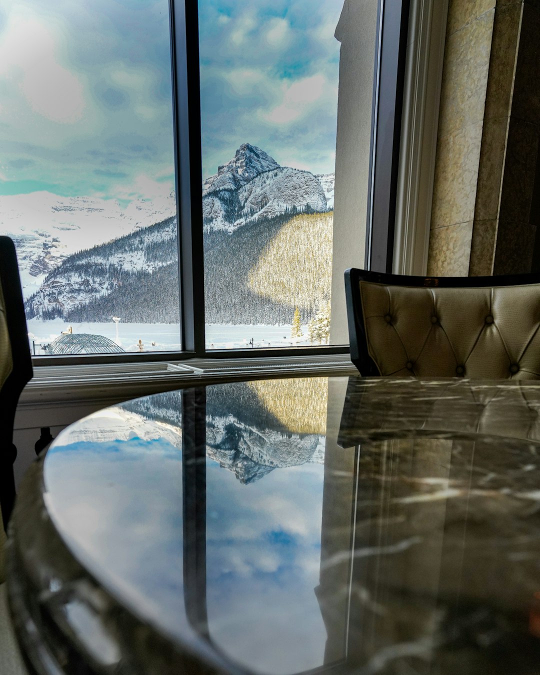 Deluxe Mountain View Suite